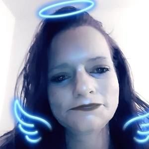 Meet your Posher, Mags